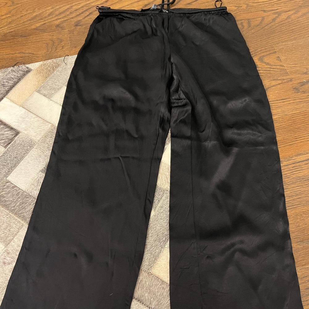 Zara Black Wide-Leg Capris